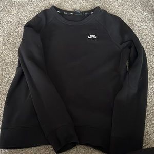 Nike all black crew neck